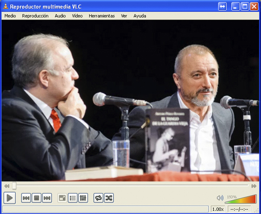 "Presentacin en la Feria del Libro de Buenos Aires con Jorge Fernndez Daz el 13 de mayo de 2013